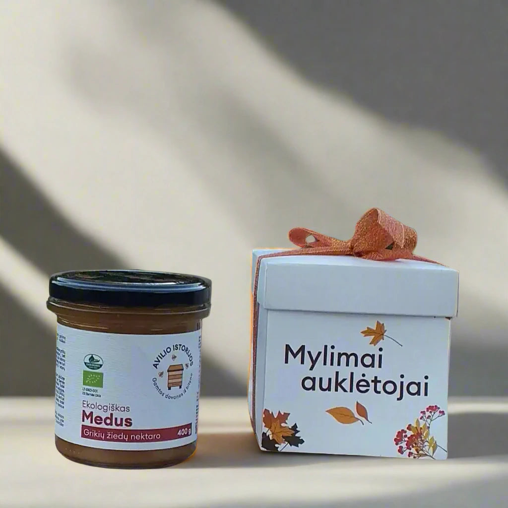 Medus dovanų dėžutėje „Mylimai auklėtojai“