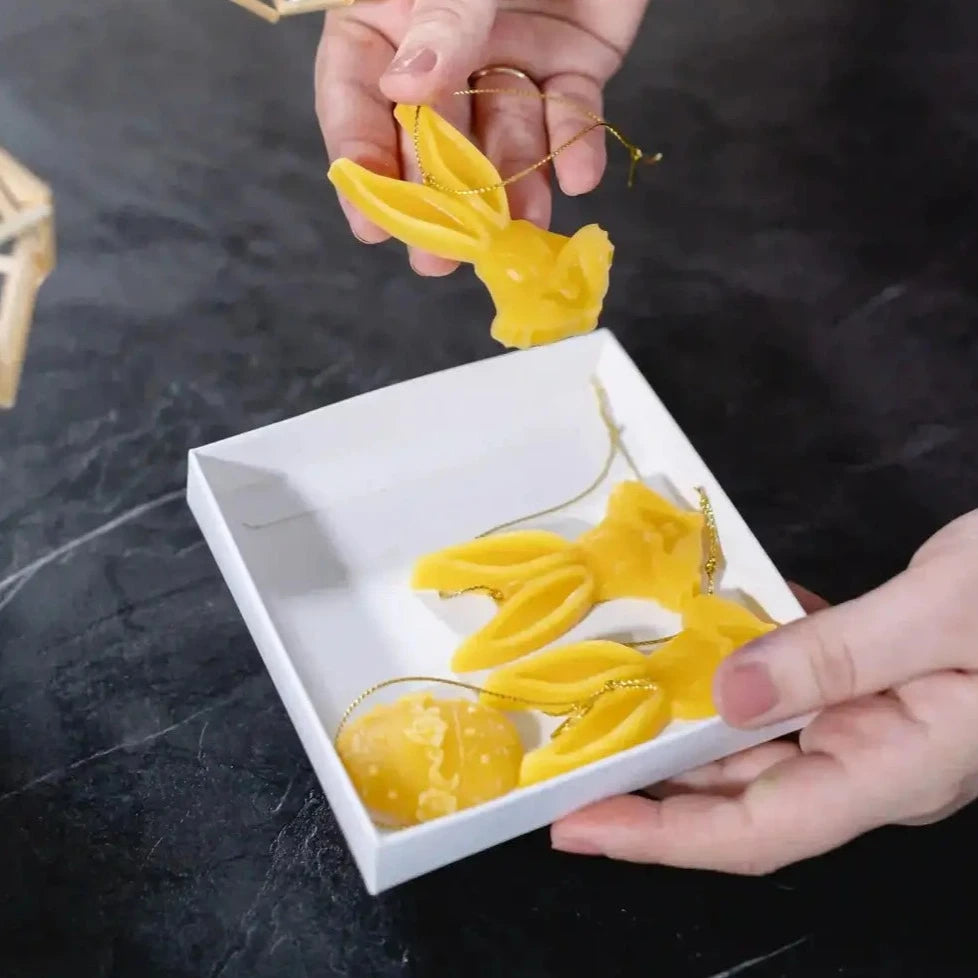 velykiniai zuikiai pakabukai