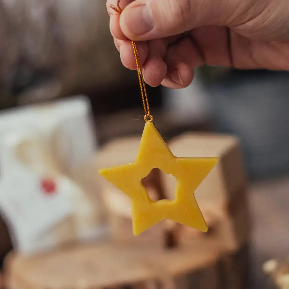 Vaškinis žvaigždutės formos eglės žaisliukas