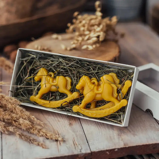 Vaškiniai eglutės žaisliukai "Vaikystės pasaka"