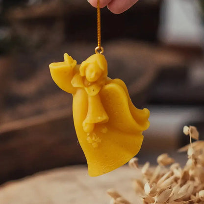 Atvirukas „Angelas su linkėjimu 2026“