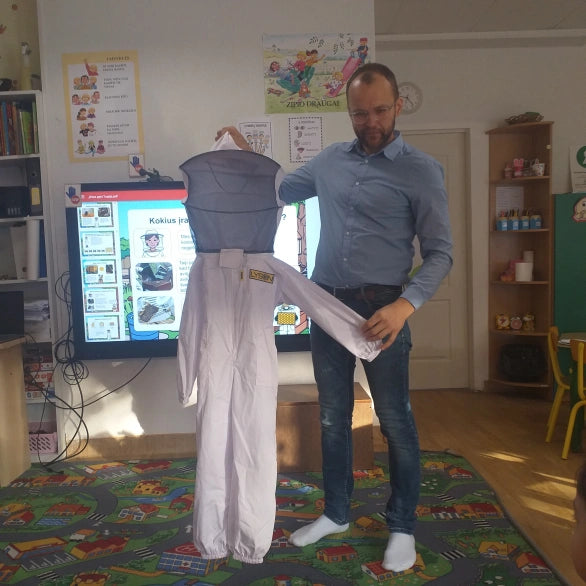 Edukacija vaikams apie bites ir bičių produktų degustacija