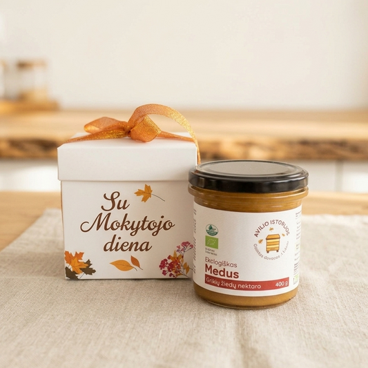 Medus su užrašu „SU MOKYTOJO DIENA“