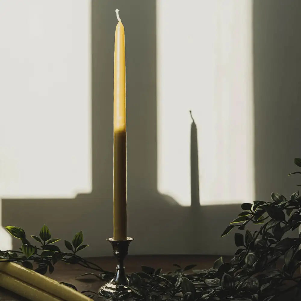 tradicinės natūralios pietų STALO bičių vaško žvakės, 30 cm